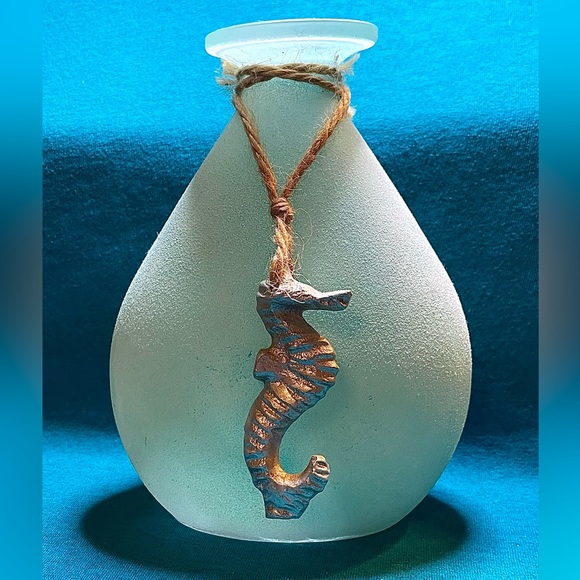 Glass bottle with resin Seahorse! Company: Beachcombers coastal life… - Picture 7 of 7